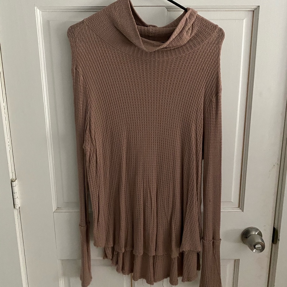 Pacsun sweater, nude/pink color